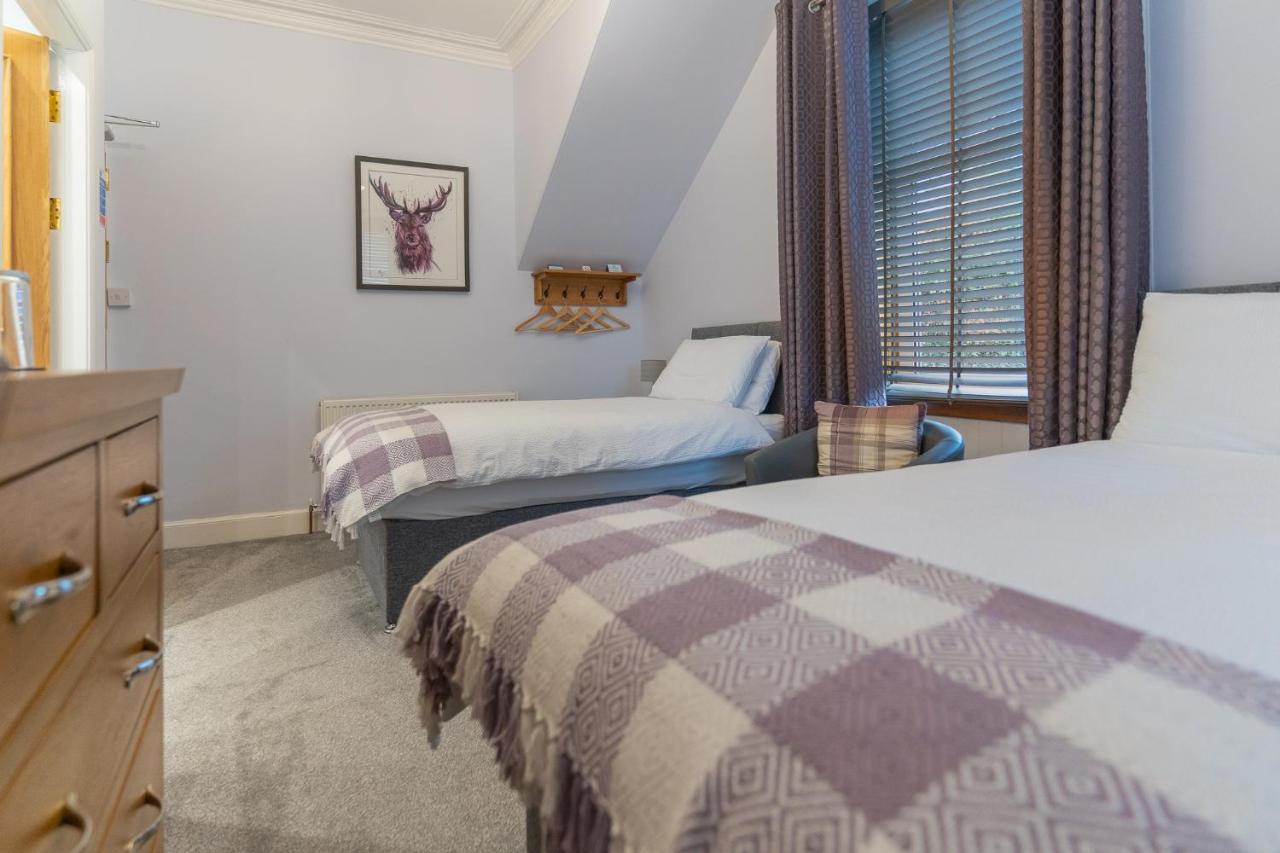 Firtree Bed And Breakfast At Galvelbeg House Crieff Eksteriør bilde